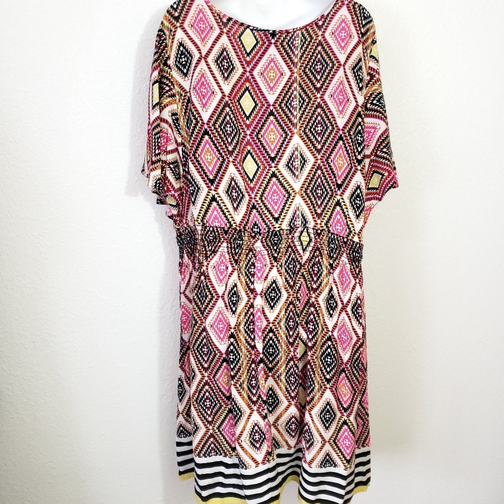 TORRID Dress Short Sleeve Knee Length - Picture 5 of 6